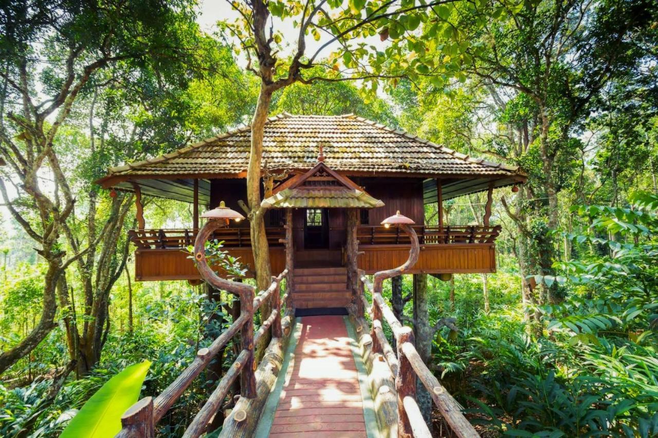 טקאדי Kalpavanam Heritage Resort מראה חיצוני תמונה