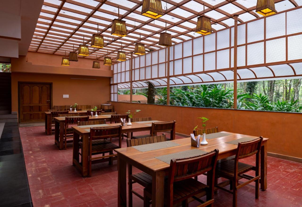 טקאדי Kalpavanam Heritage Resort מראה חיצוני תמונה
