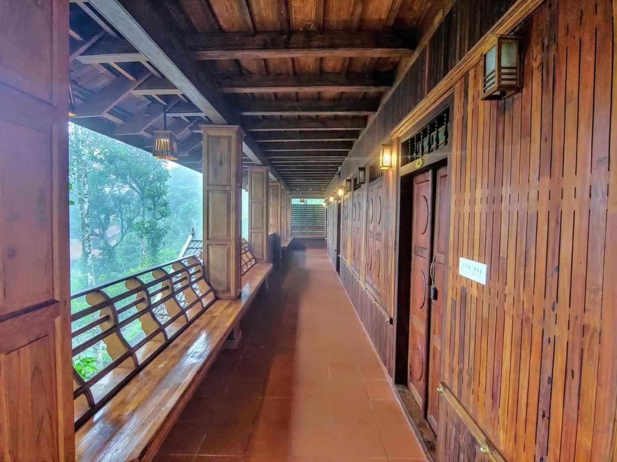 טקאדי Kalpavanam Heritage Resort מראה חיצוני תמונה