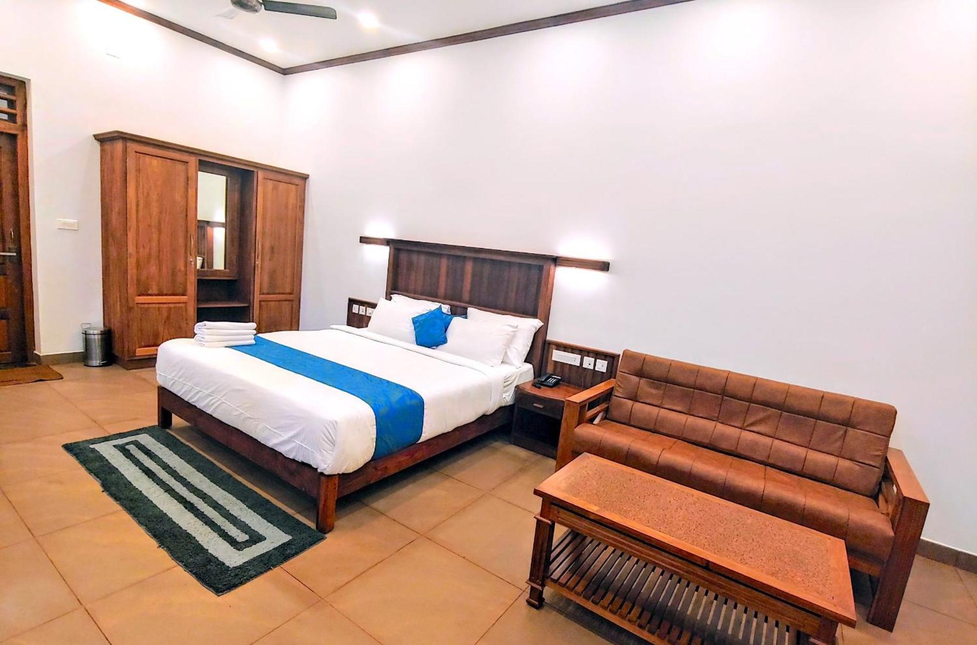 טקאדי Kalpavanam Heritage Resort חדר תמונה