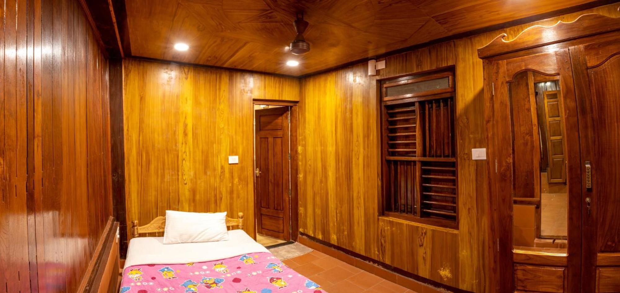 טקאדי Kalpavanam Heritage Resort חדר תמונה
