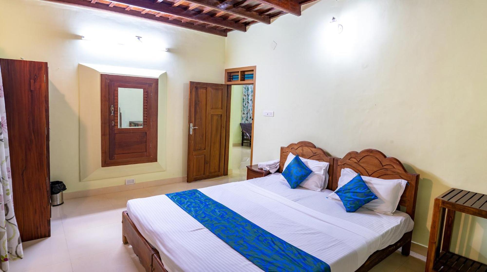טקאדי Kalpavanam Heritage Resort חדר תמונה